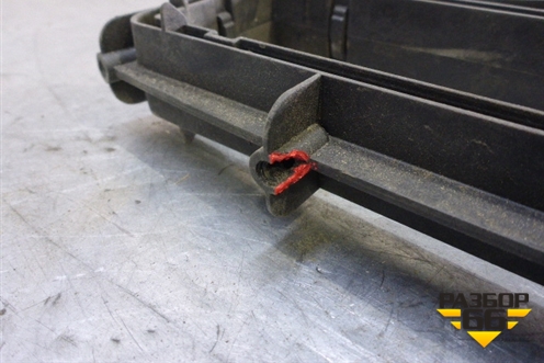 Кронштейн проводки  (торпедо) для MAN TGA 4-Series  с 2000-2008г (ТГА)