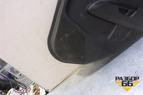 Обшивка двери задней правой под электрику (95941414) для Chevrolet Aveo (Т300) с 2011г (Авео Т300)