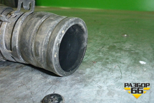 Патрубок системы охлаждения (2.3л VQ23 на радиатор верхний) для Nissan Teana (J31) с 2003-2008г (Теана)