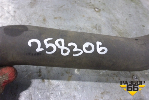 Патрубок системы охлаждения для Porsche Cayenne с 2003-2010г (Каен)