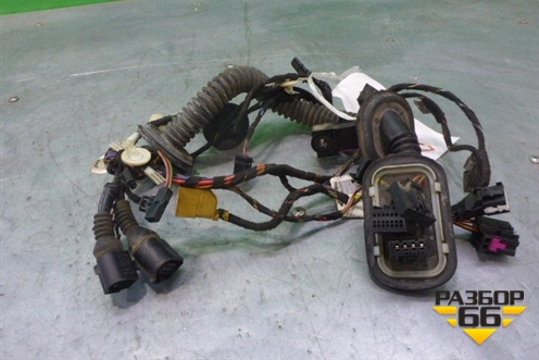 Проводка двери задней правой для Volkswagen Touareg c 2002-2010г (Туарег)
