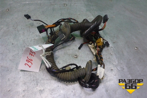 Проводка двери задней левой для Volkswagen Touareg c 2002-2010г (Туарег)