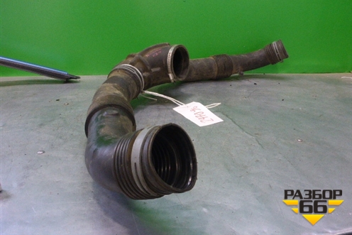 Патрубок воздушного фильтра (в сборе 4.2л AXQ) для Volkswagen Touareg c 2002-2010г (Туарег)