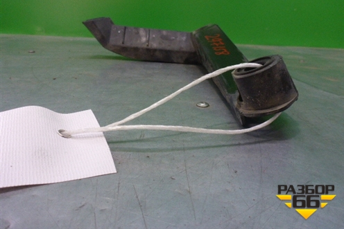 Кронштейн заднего бампера правый (под фонарь) (7L6807862) для Volkswagen Touareg c 2002-2010г (Туарег)