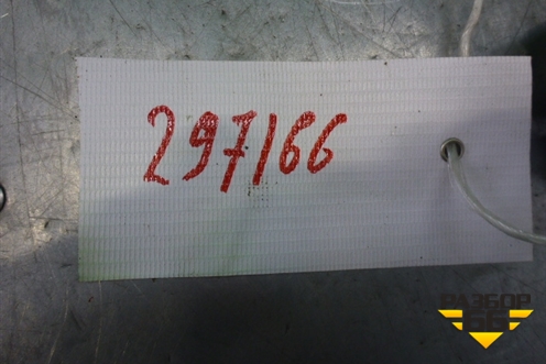 Кронштейн заднего бампера правый (боковой) (7L6807394B) для Volkswagen Touareg c 2002-2010г (Туарег)