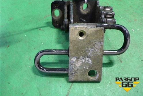 Петля двери передней правой нижняя (7L0831412) для Volkswagen Touareg c 2002-2010г (Туарег)