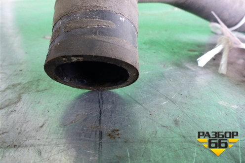 Патрубок системы охлаждения для Volkswagen Touareg c 2002-2010г (Туарег)