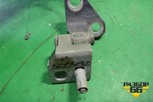 Петля двери задней правой верхняя (7L0833402) для Volkswagen Touareg c 2002-2010г (Туарег)