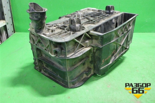 Ящик под аккумулятор (244310003R) для Renault Laguna-3 с 2009г (Лагуна)