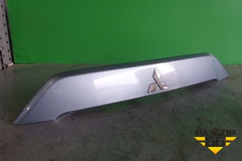 Накладка двери багажника (верхняя) (5817A022ZZ) для Mitsubishi Outlander XL с 2006-2012г (Аутлендер ХЛ)