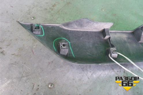 Накладка двери багажника (верхняя) (5817A022ZZ) для Mitsubishi Outlander XL с 2006-2012г (Аутлендер ХЛ)