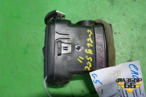 Дефлектор воздушный правый (9677287077) для Citroen C-Elysee с 2013г (С Элизе)