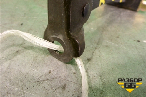 Ограничитель двери передней правой для Chevrolet Rezzo с 2003г (Резо)