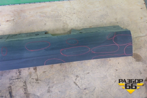 Накладка на порог наружная правая (51122990170) для BMW X1 E84 с 2009-2014г (Х1 Е84)