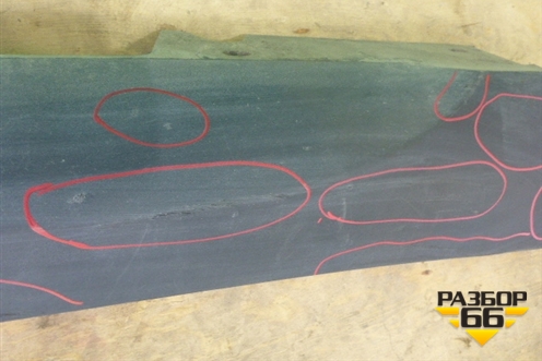 Накладка на порог наружная правая (51122990170) для BMW X1 E84 с 2009-2014г (Х1 Е84)