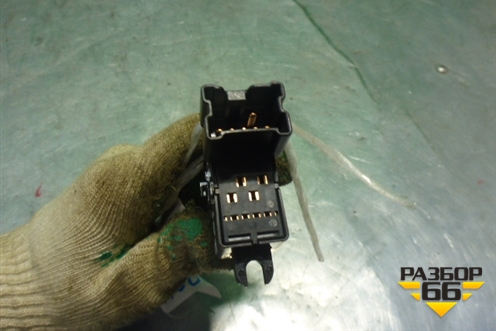 Кнопка стеклоподъёмника (задняя (254113TA3A) для Nissan Teana (L33) с 2013г (Теана)