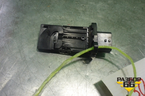 Датчик массового расхода воздуха (2.5л QR25DE) для Nissan Teana (L33) с 2013г (Теана)