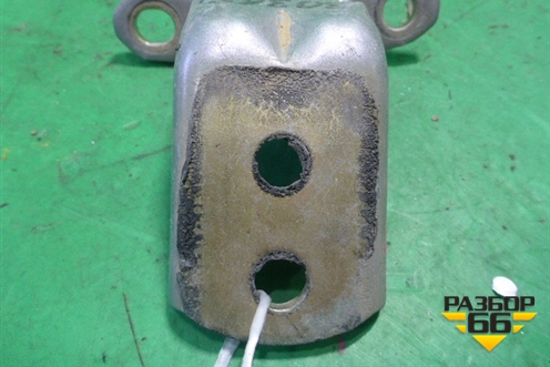 Петля двери задней правой нижняя для Nissan Almera N16 с 2000-2006г (Альмера Н16)