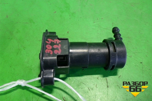 Форсунка омывателя фары правая (8E0955102) для Audi A4 (В6) с 2000-2006г (А4)