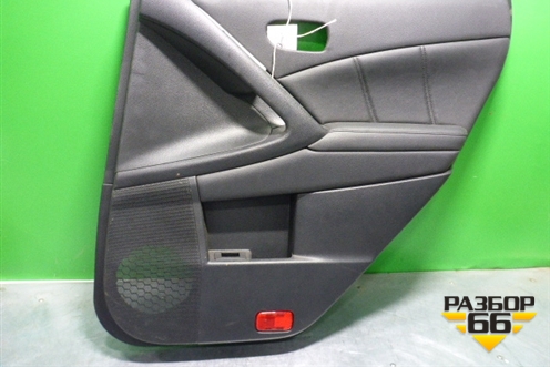 Обшивка двери задней правой под электрику (829A01SX8B) для Nissan Murano (Z51) с 2007-2015г (Мурано)