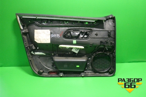 Обшивка двери передней правой под электрику КОЖА (3C8867012BQ) для Volkswagen Passat-CC с 2008г (Пассат ЦЦ)