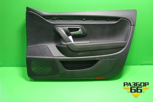 Обшивка двери передней правой под электрику КОЖА (3C8867012BQ) для Volkswagen Passat-CC с 2008г (Пассат ЦЦ)