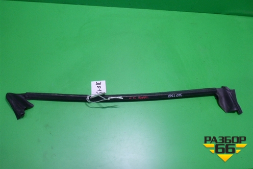 Уплотнитель стекла двери задней левой (3C8839471C) для Volkswagen Passat-CC с 2008г (Пассат ЦЦ)