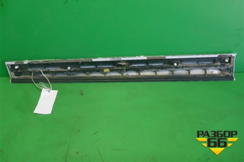 Накладка двери передней правой (после 2012г крашеная) (8R0853960L) для Audi Q5 c 2008-2017г (Ку 5)