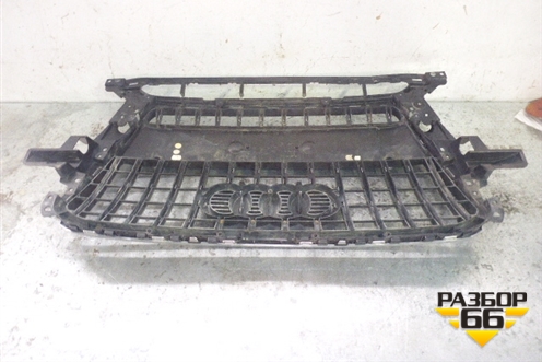 Решетка радиатора (после 2012г под парктроник) (8R0853651) для Audi Q5 c 2008-2017г (Ку 5)