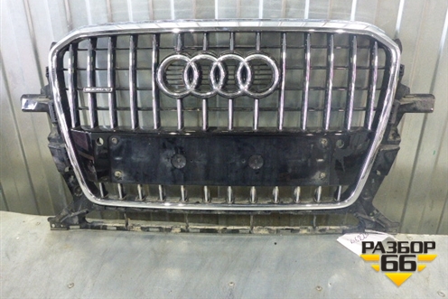 Решетка радиатора (после 2012г под парктроник) (8R0853651S) для Audi Q5 c 2008-2017г (Ку 5)