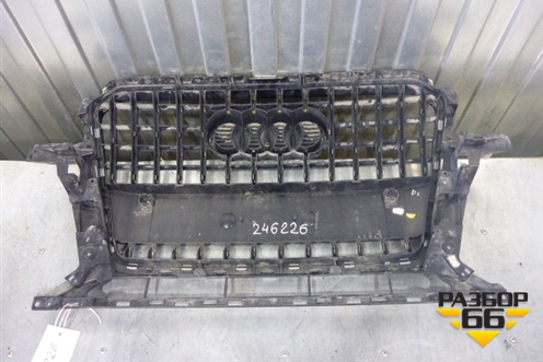 Решетка радиатора (после 2012г под парктроник) (8R0853651S) для Audi Q5 c 2008-2017г (Ку 5)