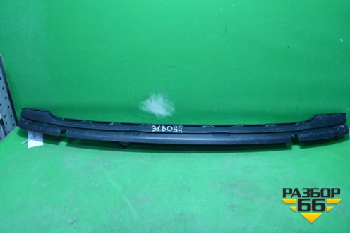 Кронштейн заднего бампера центральный (4M0807458) для Audi Q7 c 2015г (Ку 7)