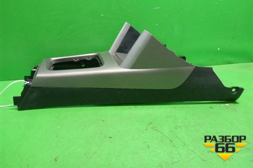Консоль (92122SC030) для Subaru Forester (SH5) с 2008-2012г (Форестер)