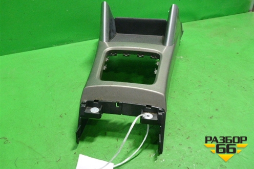 Консоль (92122SC030) для Subaru Forester (SH5) с 2008-2012г (Форестер)