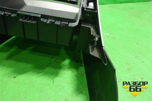 Консоль (92122SC030) для Subaru Forester (SH5) с 2008-2012г (Форестер)