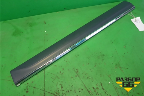 Накладка двери передней правой (после 2012г новая не крашеная) (8R0853960L) для Audi Q5 c 2008-2017г (Ку 5)