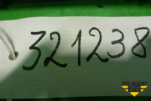 Накладка на решетку радиатора (после 2014г верхняя левая) (5312433010) для Toyota Camry V50 с 2011-2018г (Камри)