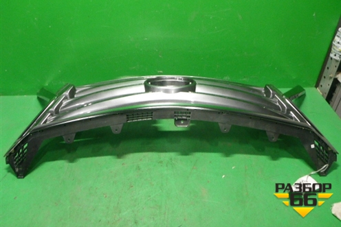 Решетка радиатора (верхняя часть) (5310160570) для Lexus LX-570 с 2015г (ЛХ)