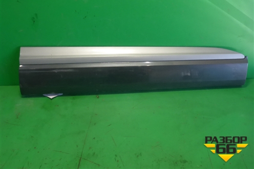 Накладка двери передней правой (4M0853960B) для Audi Q7 c 2015г (Ку 7)