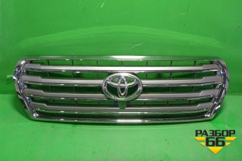 Решетка радиатора (после 2012г до 2015г под камеру) (5311460110) для Toyota Land Cruiser (200) с 2008г (Ленд Крузер)