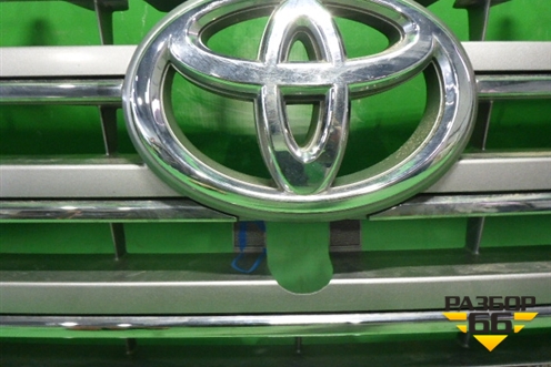 Решетка радиатора (после 2012г до 2015г под камеру) (5311460110) для Toyota Land Cruiser (200) с 2008г (Ленд Крузер)
