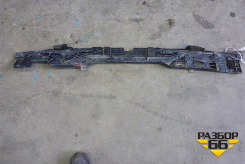 Кронштейн заднего бампера центральный (после 2012г) (5261560081) для Toyota Land Cruiser (200) с 2008г (Ленд Крузер)