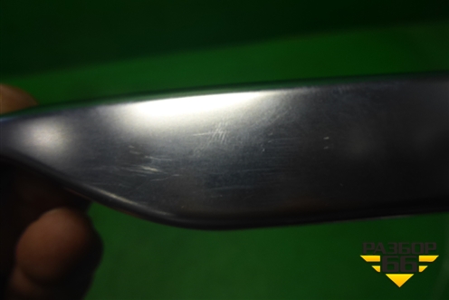 Накладка на решетку радиатора (нижняя правая) для Audi Q7 c 2015г (Ку 7)