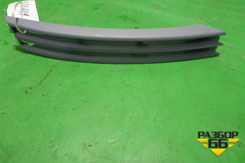 Решетка в передний бампер правая (новая) (CK52018K27AA) для Land Rover Range Rover 4 с 2013-2022г (Вог)