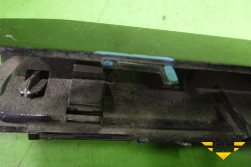 Накладка на решетку радиатора (хром правая нижняя AMG) для Mercedes Benz G-Klass W463 с1989г (Гелендваген)