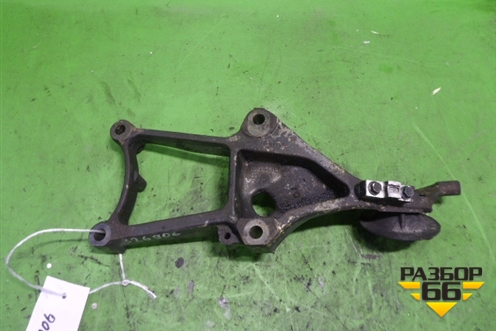 Кронштейн двигателя левый  (передний DC1606) (1502502) для Scania 5 R Series с 2004-2016г