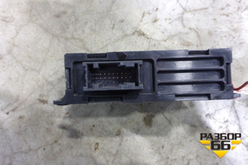 Блок электронный (регулировка угла наклона фар) (2208203685) для Mercedes Benz S-Klass W220 с 1998-2005г (С)