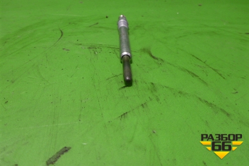 Свеча накаливания (0100226379) для Mercedes Benz S-Klass W220 с 1998-2005г (С)