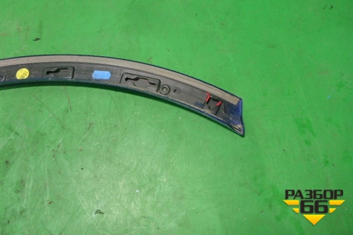 Накладка заднего крыла левого (4M0853817) для Audi Q7 c 2015г (Ку 7)