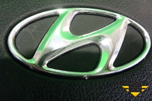 Крышка AIR BAG в рулевое колесо (новая) для Hyundai i20 с 2008г (Ай20)